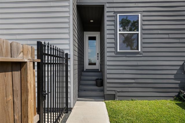 1602 Mary Street, Houston, TX 77026