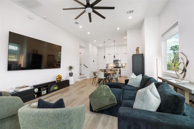 1602 Mary Street, Houston, TX 77026