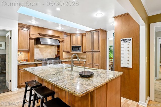 2615 Shagbark, Milford Charter Township, MI 48380