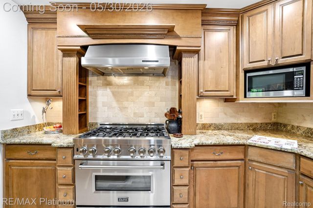 2615 Shagbark, Milford Charter Township, MI 48380