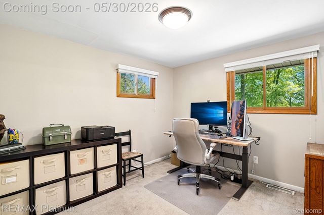 2615 Shagbark, Milford Charter Township, MI 48380
