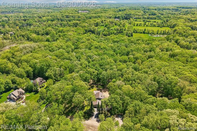 2615 Shagbark, Milford Charter Township, MI 48380