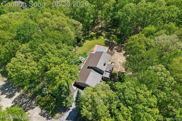 2615 Shagbark, Milford Charter Township, MI 48380