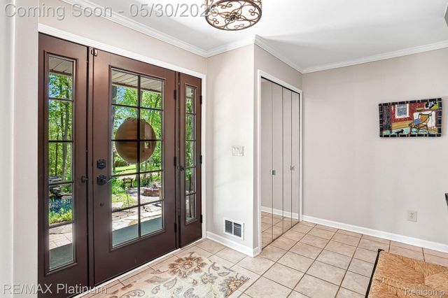 2615 Shagbark, Milford Charter Township, MI 48380