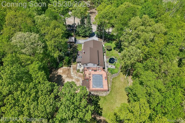 2615 Shagbark, Milford Charter Township, MI 48380