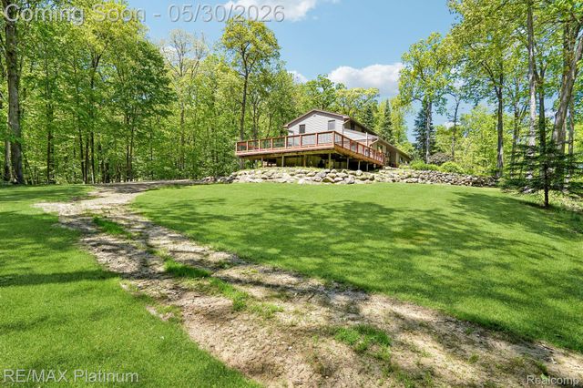 2615 Shagbark, Milford Charter Township, MI 48380