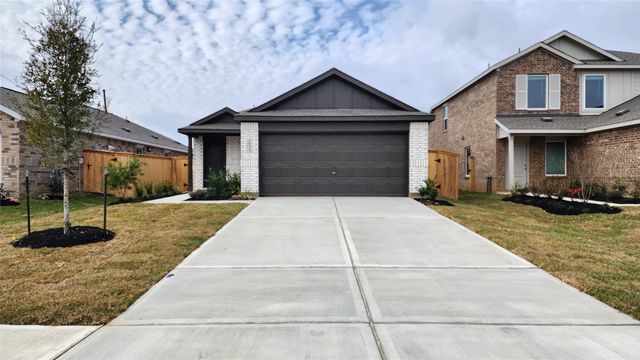 16723 Old Wagon Way, Hockley, TX 77447