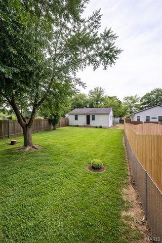 10632 Glen Garry Road, St Louis, MO 63137