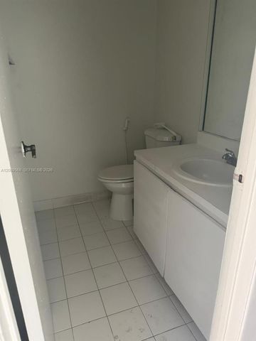 18111 NW 68th Ave F106, Hialeah, FL 33015