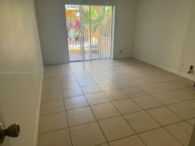 18111 NW 68th Ave F106, Hialeah, FL 33015