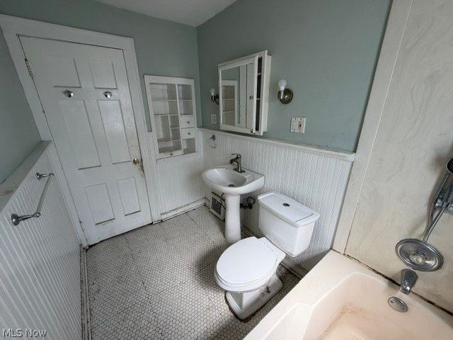 10607 S Highland Avenue, Garfield Heights, OH 44125