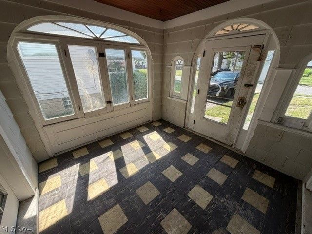 10607 S Highland Avenue, Garfield Heights, OH 44125