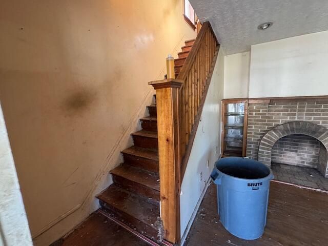 955 Sullivant Avenue, Columbus, OH 43223