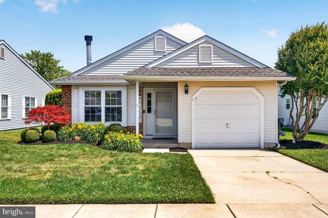 5 EDDYSTONE WAY, Mount Laurel, NJ 08054