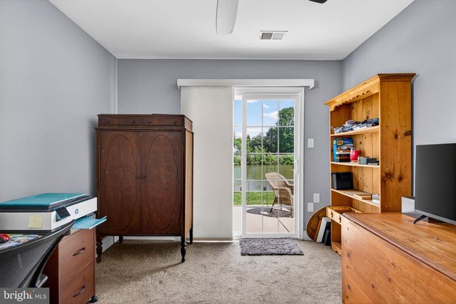 5 EDDYSTONE WAY, Mount Laurel, NJ 08054