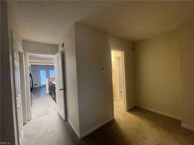 311 Elderwood CT, Virginia Beach, VA 23462