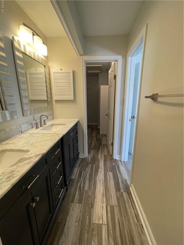 311 Elderwood CT, Virginia Beach, VA 23462