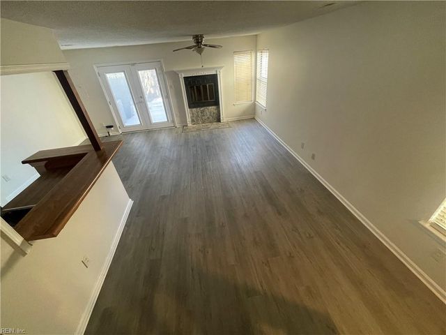 311 Elderwood CT, Virginia Beach, VA 23462