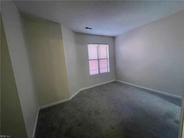 311 Elderwood CT, Virginia Beach, VA 23462