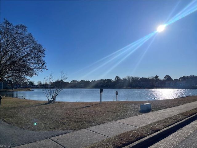 311 Elderwood CT, Virginia Beach, VA 23462