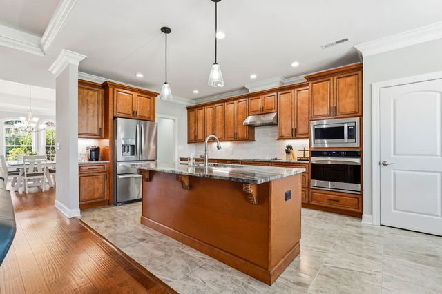 9486 Carrington Dr., Myrtle Beach, SC 29579