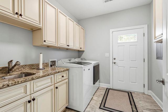 9486 Carrington Dr., Myrtle Beach, SC 29579