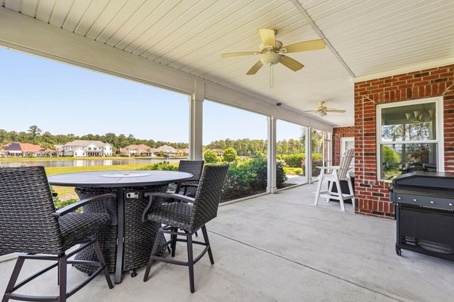 9486 Carrington Dr., Myrtle Beach, SC 29579