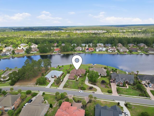 9486 Carrington Dr., Myrtle Beach, SC 29579
