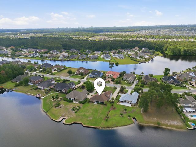9486 Carrington Dr., Myrtle Beach, SC 29579