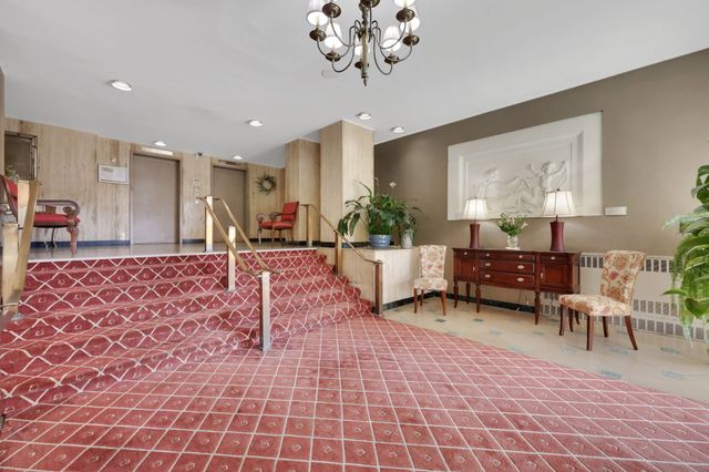 80 Cartright Street 2F, Bridgeport, CT 06604