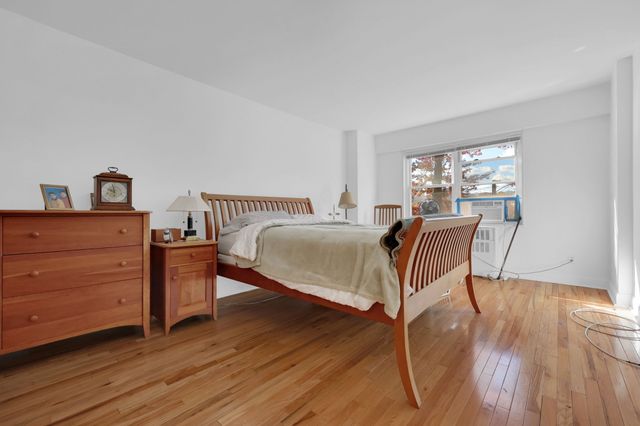 80 Cartright Street 2F, Bridgeport, CT 06604