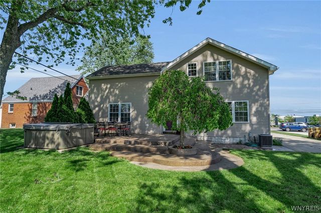 402 Cayuga Road, Cheektowaga, NY 14225