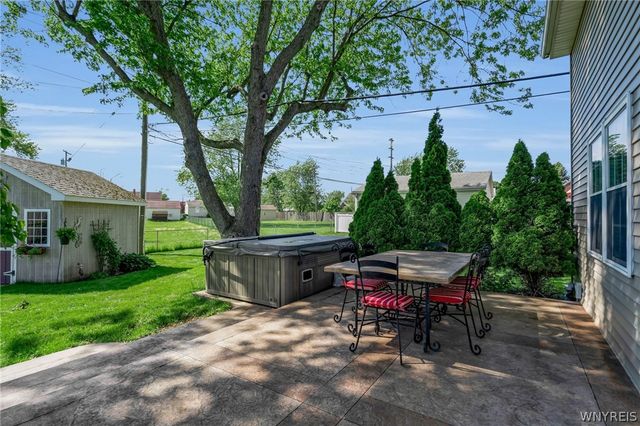 402 Cayuga Road, Cheektowaga, NY 14225