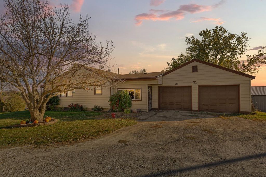 3234 SE 14th Avenue, Owatonna, MN 55060