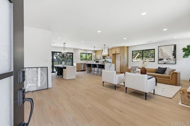 909 San Pablo Drive, San Marcos, CA 92078
