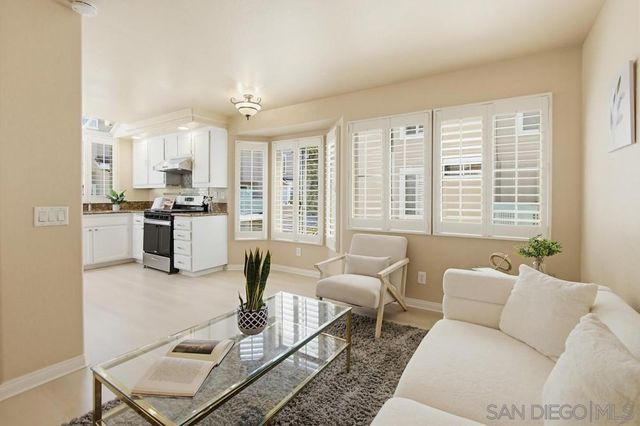 12922 Carmel Creek Rd. 32, San Diego, CA 92130