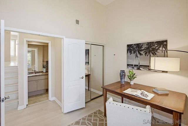 12922 Carmel Creek Rd. 32, San Diego, CA 92130