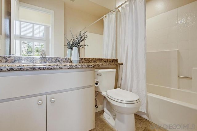 12922 Carmel Creek Rd. 32, San Diego, CA 92130