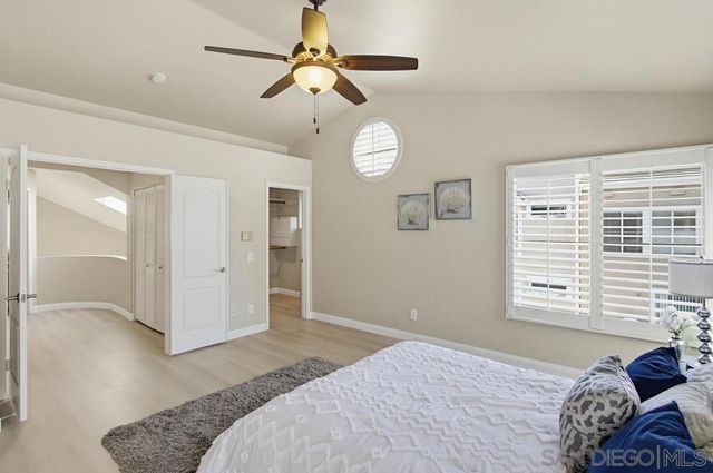 12922 Carmel Creek Rd. 32, San Diego, CA 92130