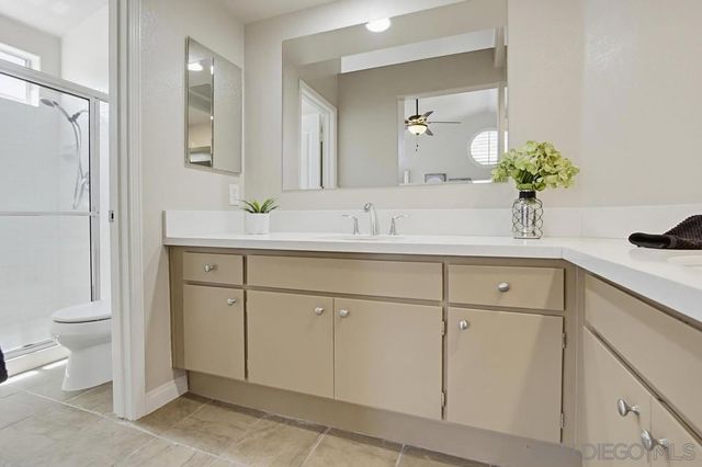 12922 Carmel Creek Rd. 32, San Diego, CA 92130