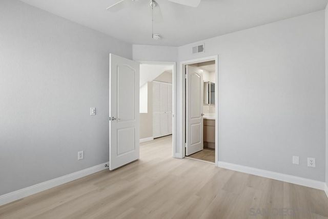 12922 Carmel Creek Rd. 32, San Diego, CA 92130