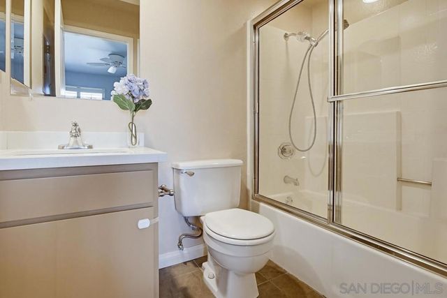 12922 Carmel Creek Rd. 32, San Diego, CA 92130