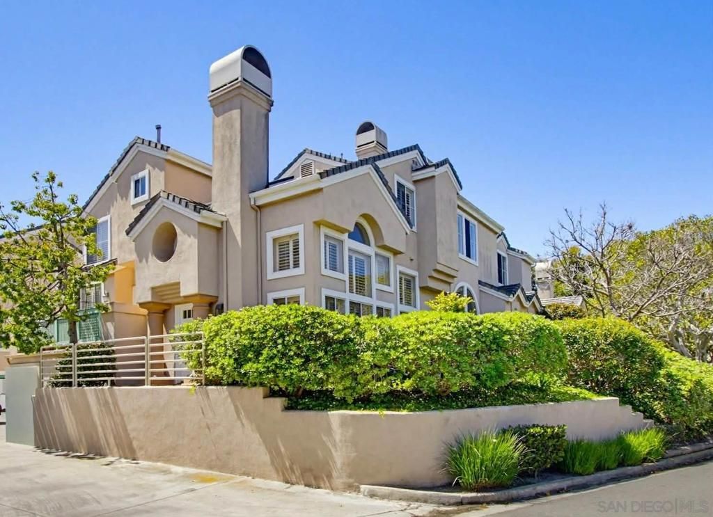 12922 Carmel Creek Rd. 32, San Diego, CA 92130