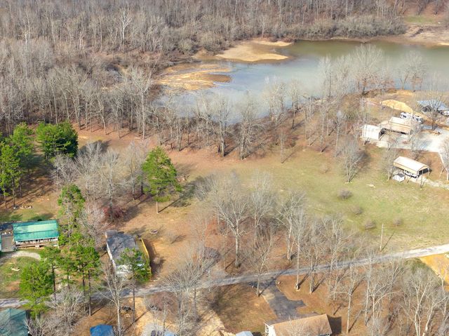 1275 Kaw Liga Ln, Bath Springs, TN 38311