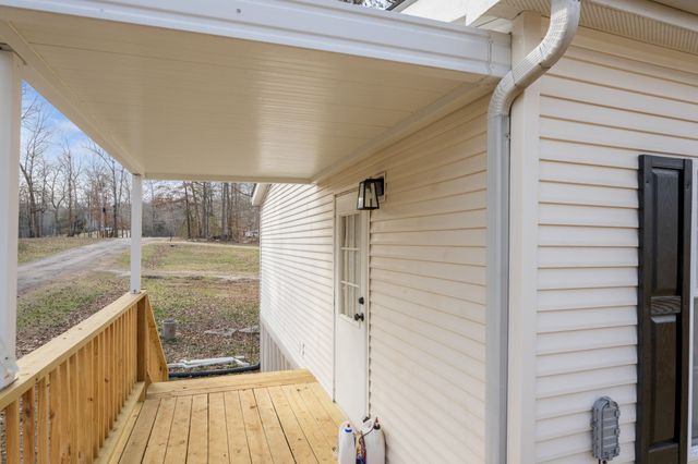 1275 Kaw Liga Ln, Bath Springs, TN 38311