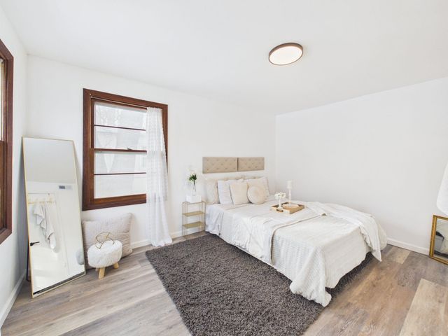 3147 E Glen Oaks Dr, Wichita, KS 67216