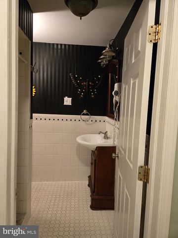 222 BORBECK AVE, Philadelphia, PA 19111