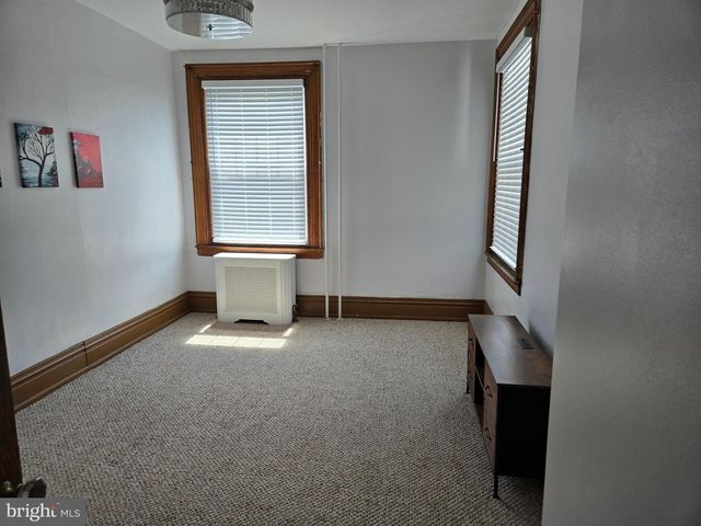 222 BORBECK AVE, Philadelphia, PA 19111