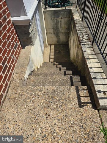 222 BORBECK AVE, Philadelphia, PA 19111