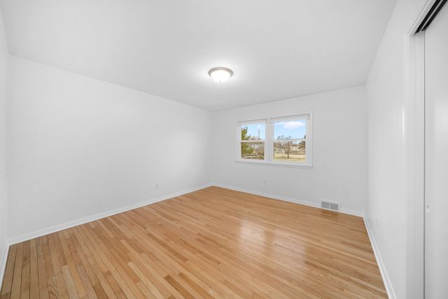 917 Sunset Avenue, Earlville, IL 60518